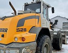 Liebherr wheel loader 528