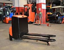BT LWE 160 // 2.468 Std. / 1.6T Tragkraft / guter Zustand