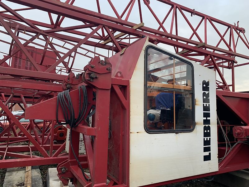 Liebherr 200 EC-H