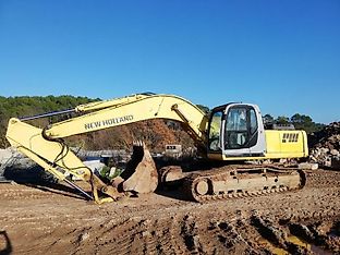 New Holland E305
